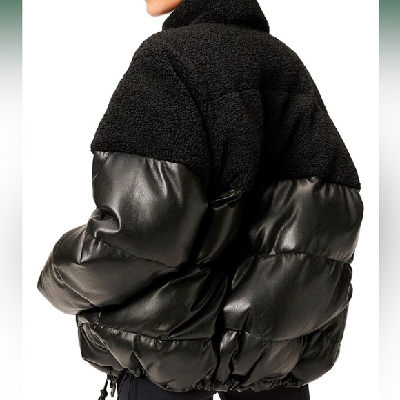 Good American cacoon Sherpa puffer - Picture 3 of 3